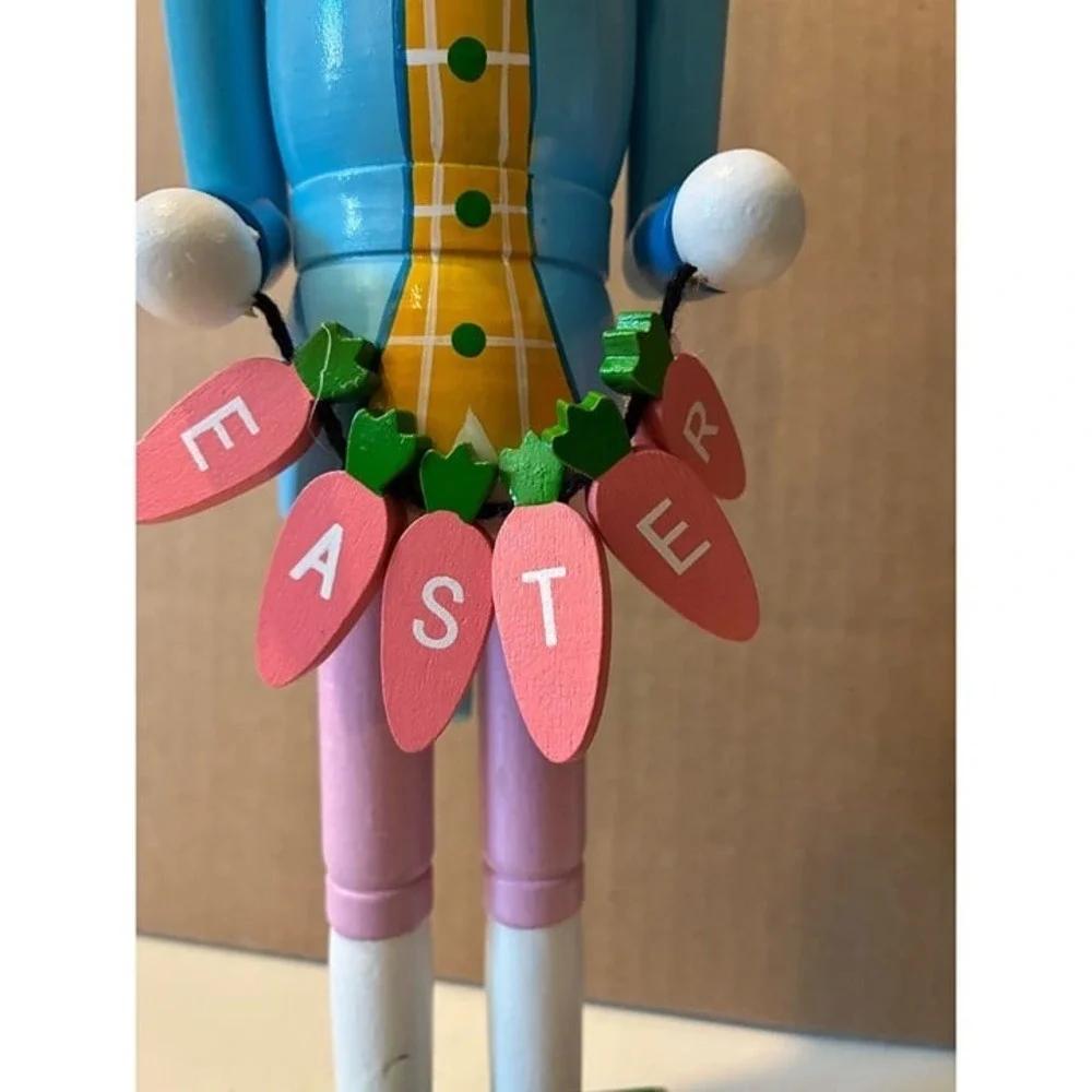 Tophat‎ & Tail Easter Bunny Wooden Nutcracker with Top Hat & Bow tie NWT